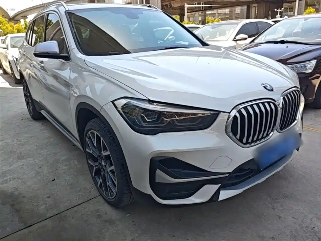 BMW X1 2021 xDrive25Li Exclusive Model купить на сайте DeffCars