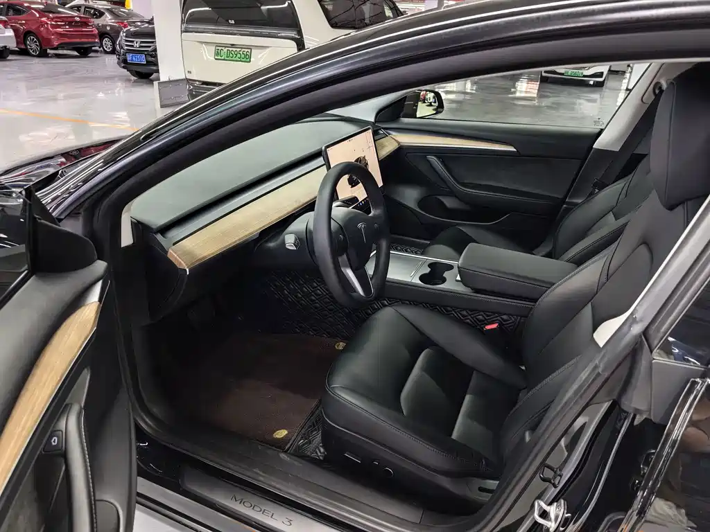 Model 3 2022 rear-wheel drive version купить на сайте DeffCars