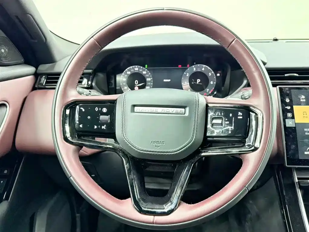 Range Rover Velar 2025 Dynamic HSE купить на сайте DeffCars