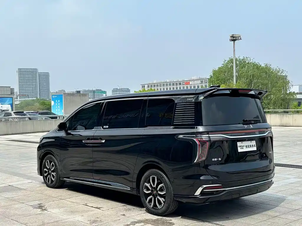 Hongqi HQ9 2023 2.0T Zhilian Flagship Edition купить на сайте DeffCars