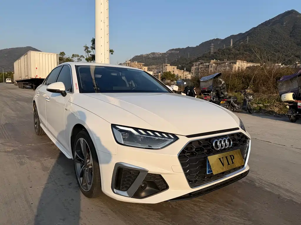 Audi A4L 2023 40 TFSI luxury and dynamic model купить на сайте DeffCars