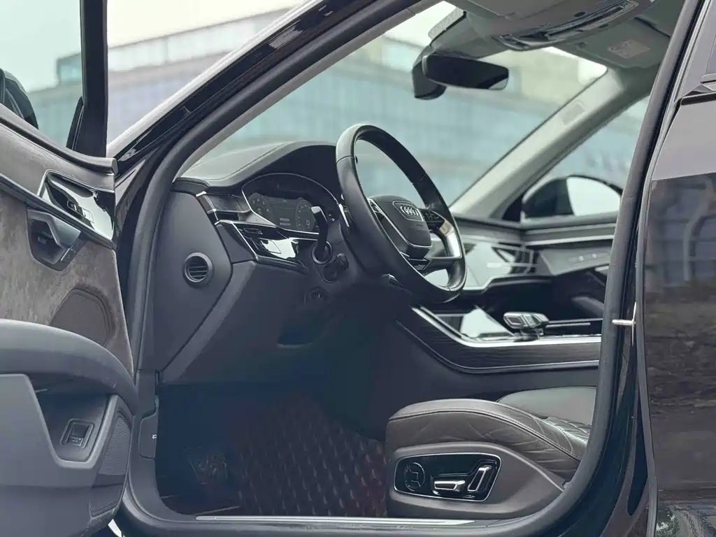 Audi A8 2021 A8L 50 TFSI quattro comfort type купить на сайте DeffCars