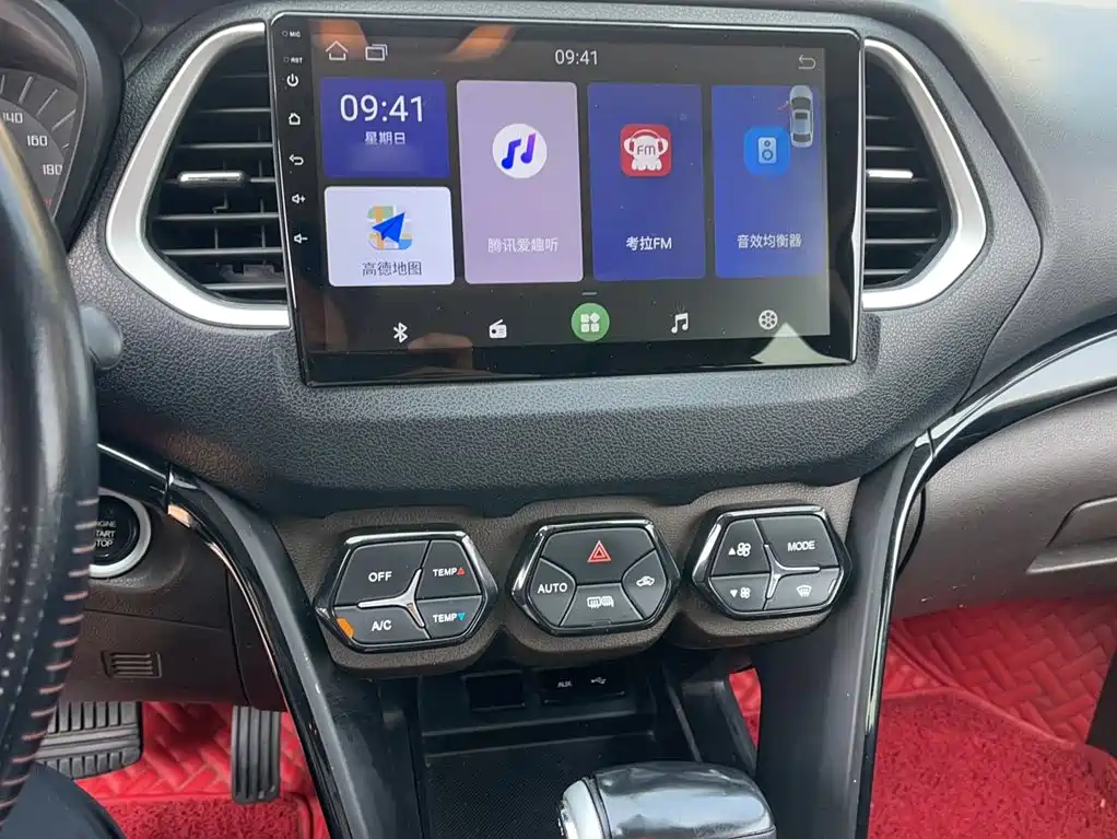 Trumpchi GS4 2017 235T automatic two-wheel drive luxury smart connected version купить на сайте DeffCars
