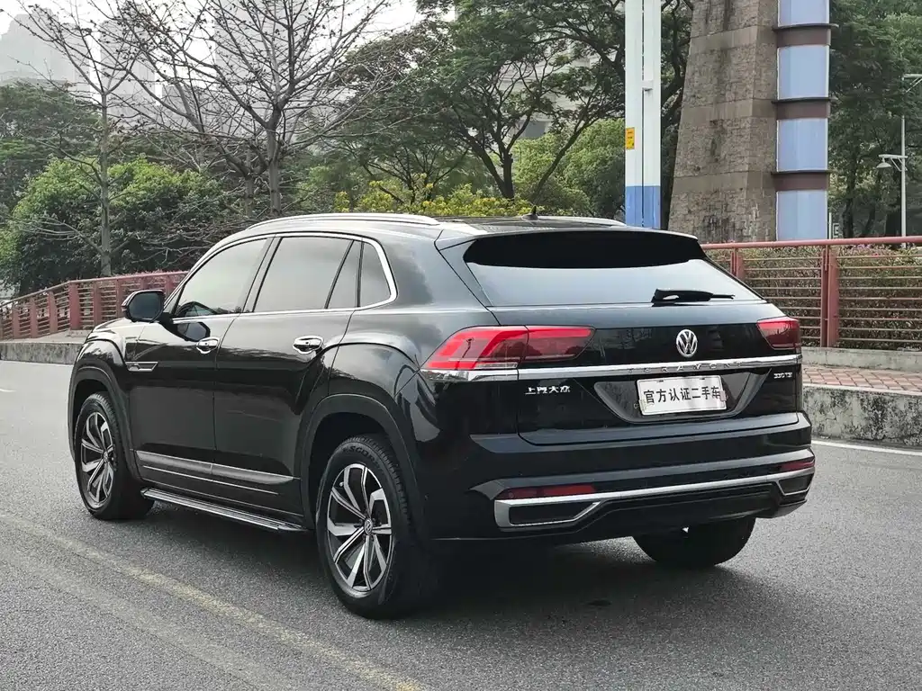 Touron 2020 Touron X 330TSI two-wheel drive luxury version купить на сайте DeffCars
