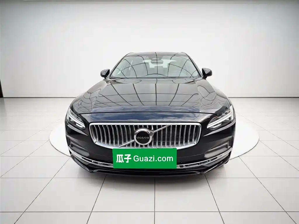 Volvo S90 2025 B5 Zhiyuan Luxury Edition купить на сайте DeffCars