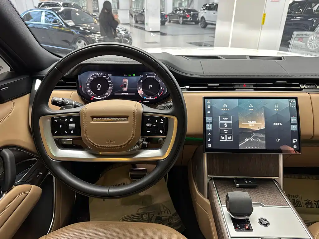 Range Rover 2024 3.0 L6 400PS Extended Edition купить на сайте DeffCars