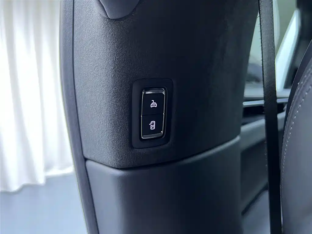 Gaohe HiPhi X 2021 flagship version 4 seats купить на сайте DeffCars
