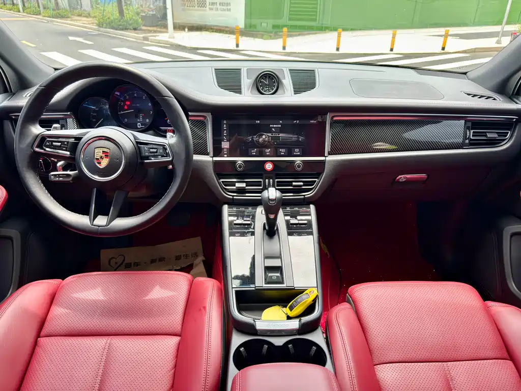 Macan 2023 Macan 2.0T купить на сайте DeffCars
