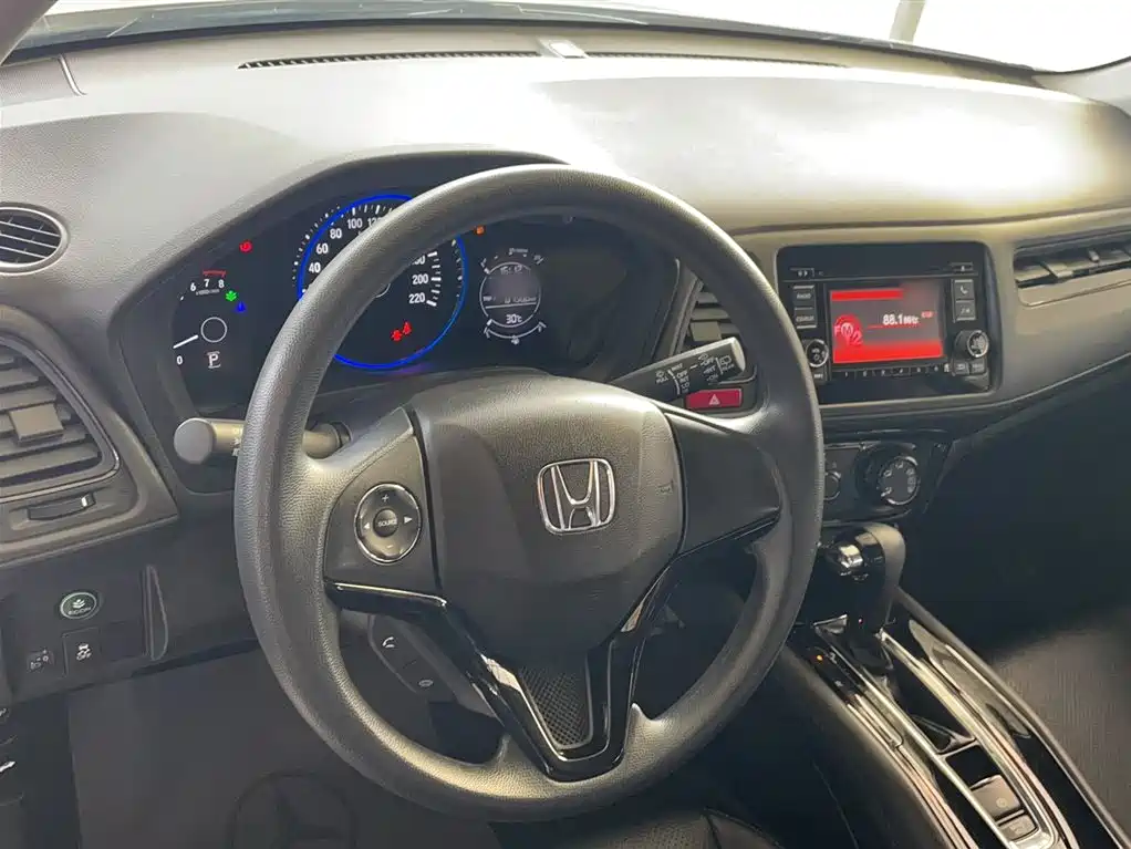 Binzhi 2017 1.5L CVT two-wheel drive comfort model купить на сайте DeffCars