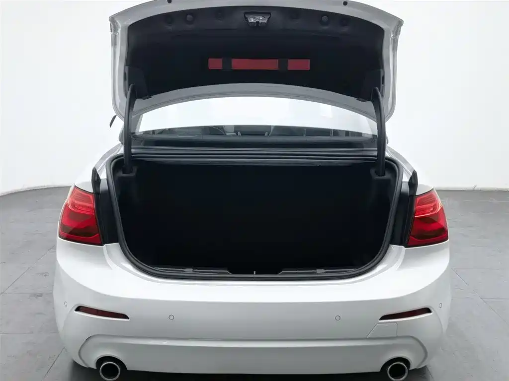 BMW 1 Series 2020 120i Fashion купить на сайте DeffCars