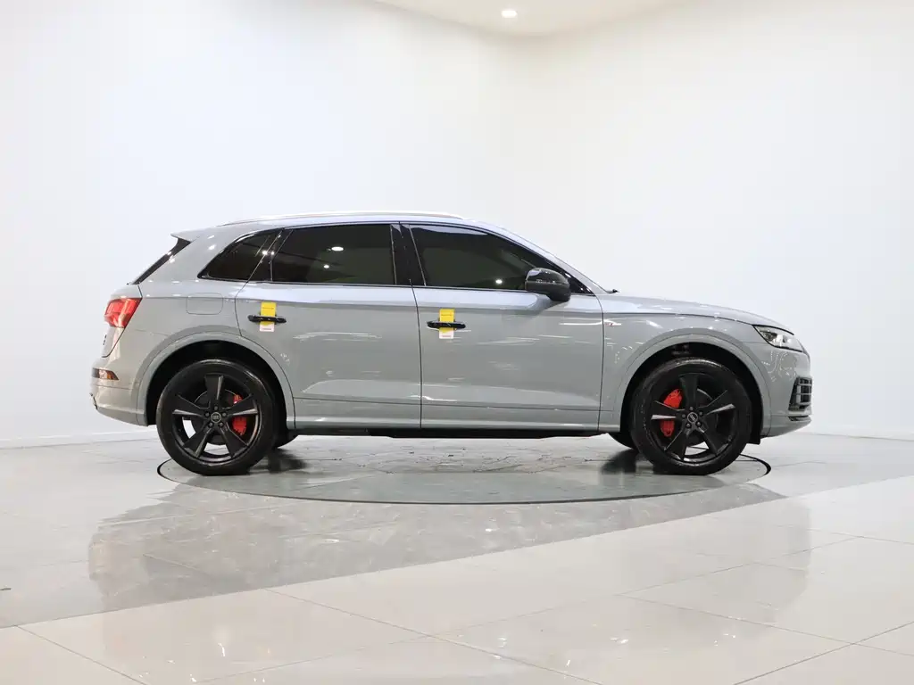 Audi Q5L 2020 45 TFSI exclusive fashion model купить на сайте DeffCars