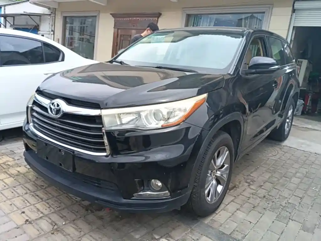 Highlander 2015 2.0T 2WD Elite Edition 7-seater купить на сайте DeffCars