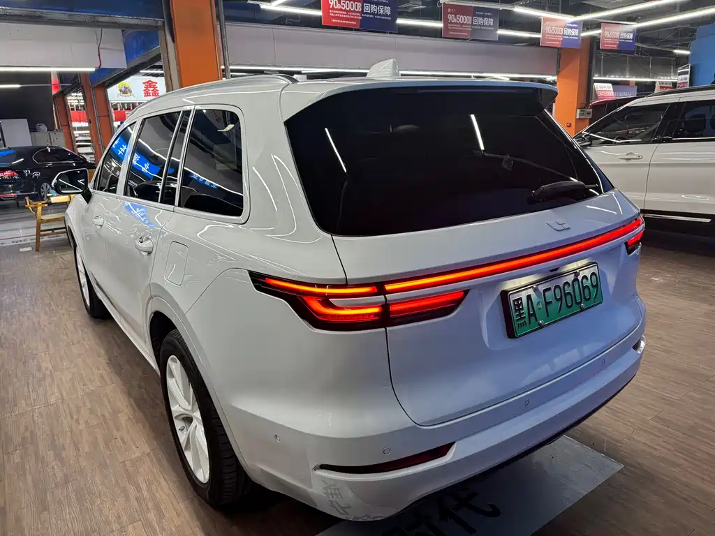 Ideal ONE 2021 extended range 6-seater version купить на сайте DeffCars