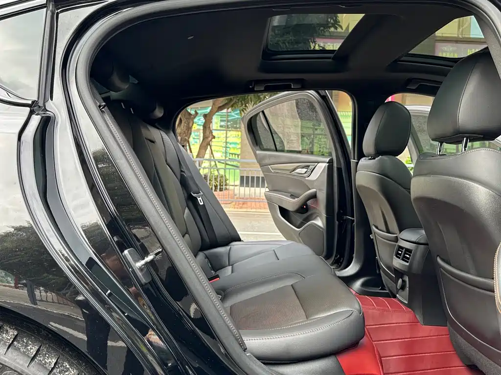 Cadillac CT5 2023 28T Platinum Super Assisted Driving Edition купить на сайте DeffCars