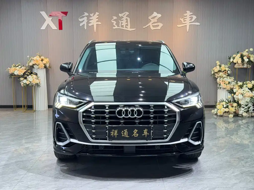 Audi Q3 2021 35 TFSI Fashionable and Dynamic купить на сайте DeffCars