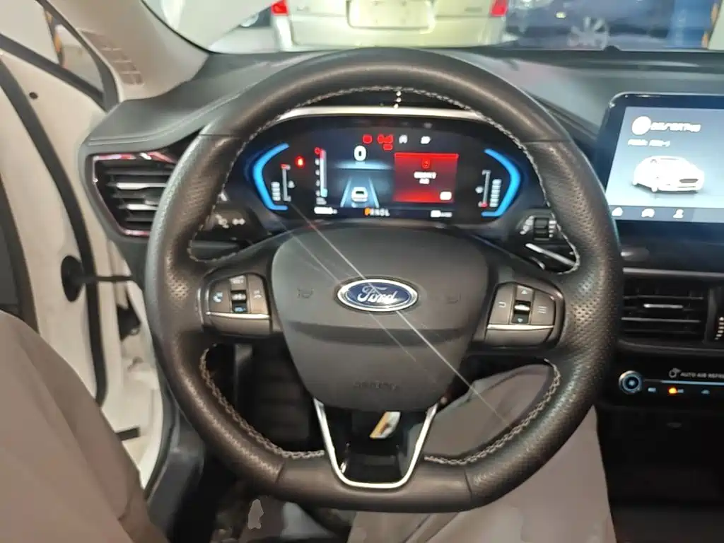 Focus 2021 Two-Car EcoBoost 180 Auto Frontal купить на сайте DeffCars
