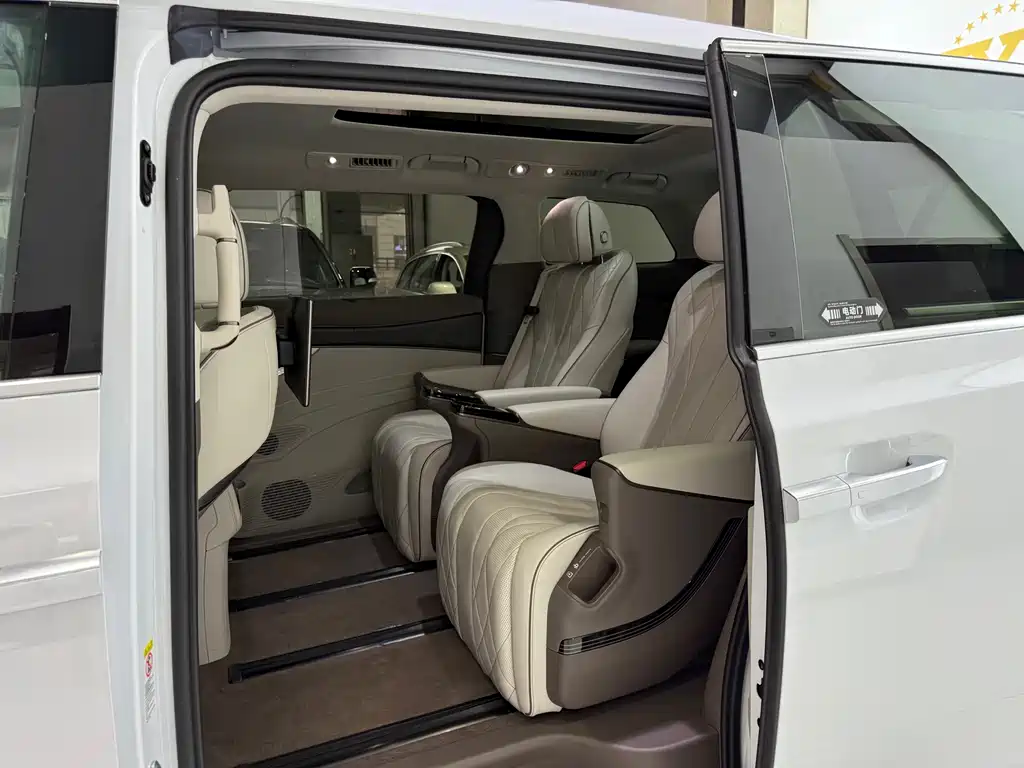 Denza D9 2022 DM-i 970 four-wheel drive premium model купить на сайте DeffCars