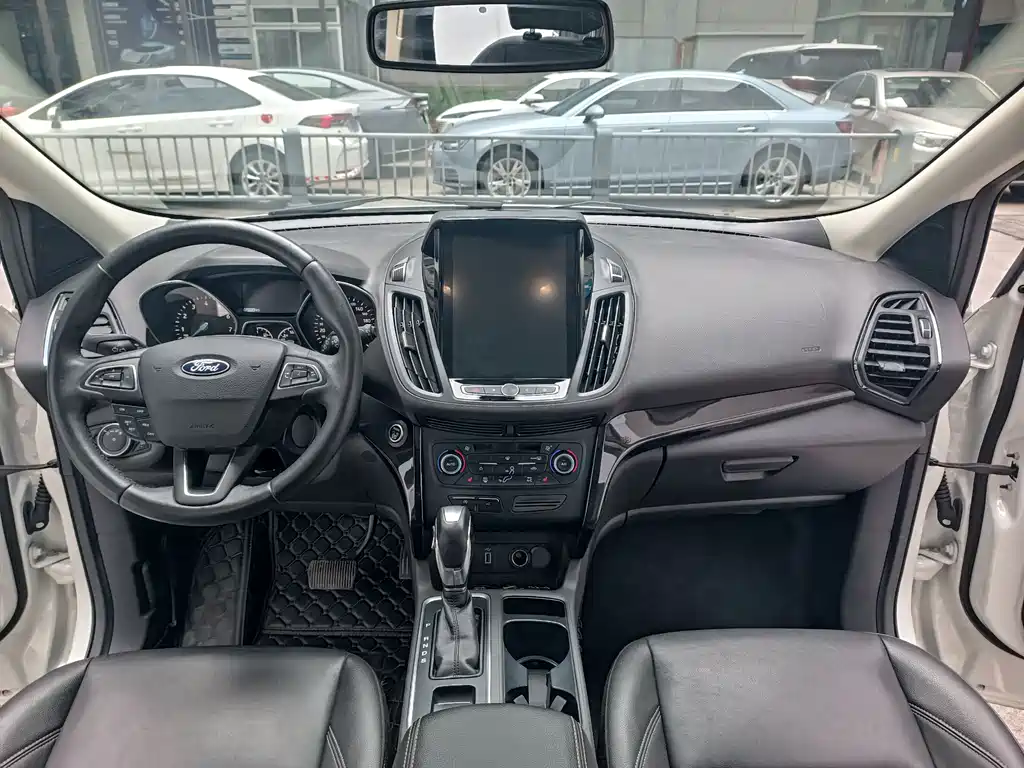 Escape 2019 EcoBoost 245 four-wheel drive luxury wing type National VI купить на сайте DeffCars