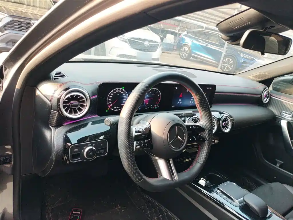 Mercedes-Benz A-Class 2023 A 200 L Fashion Model купить на сайте DeffCars