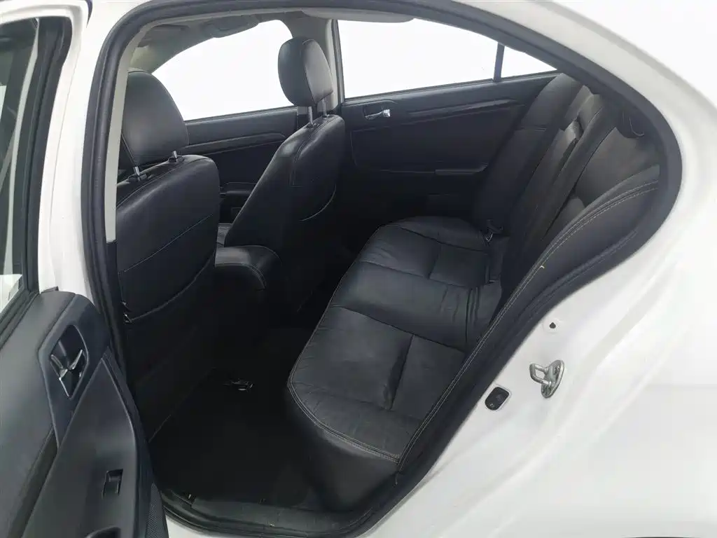 Yishen 2010 Zhishang Edition 1.8L Manual Luxury Type купить на сайте DeffCars