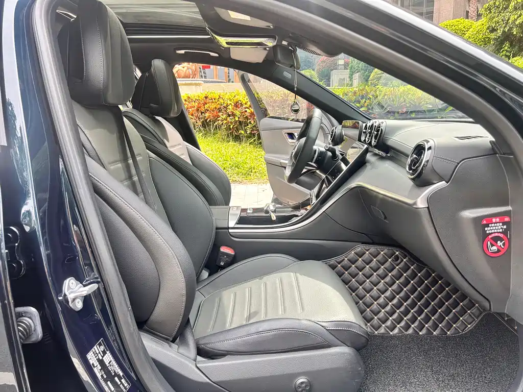 Mercedes-Benz C-Class 2023 C 200 L Sports Edition купить на сайте DeffCars