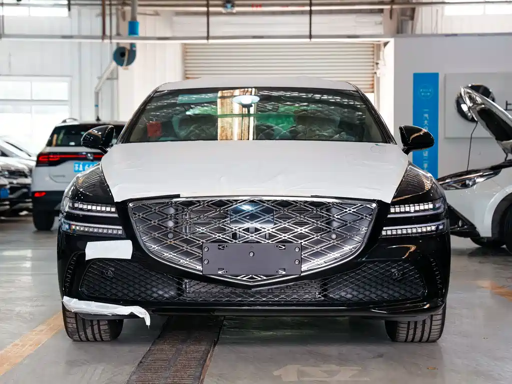 Genesis G80 2026 2.5T rear-wheel drive luxury version купить на сайте DeffCars
