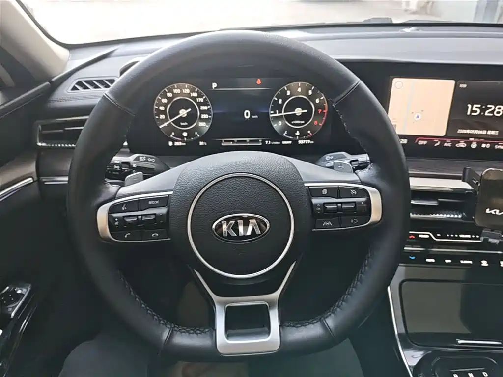 Kia K5 2020 270T CVVD Luxury Technology Edition купить на сайте DeffCars