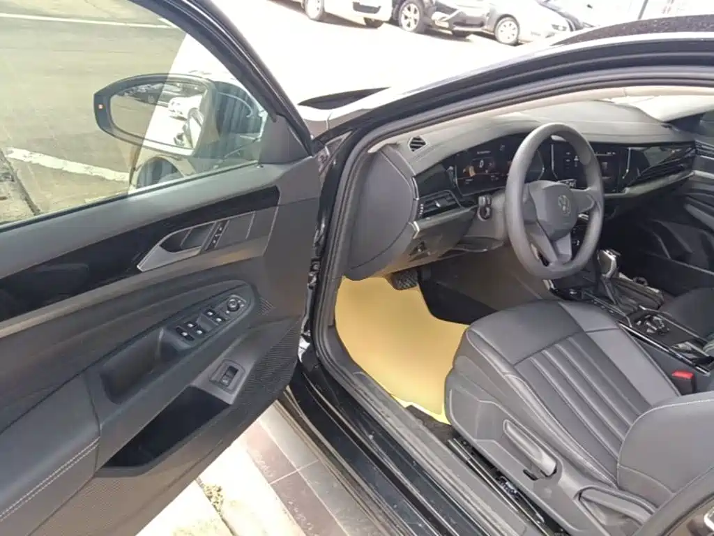 Passat 2023 Modified 280TSI Business Edition купить на сайте DeffCars