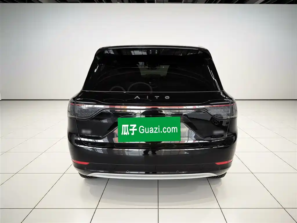 Wenjie M9 2025 extended range Ultra version 52kWh 6-seater version 192-line lidar) купить на сайте DeffCars