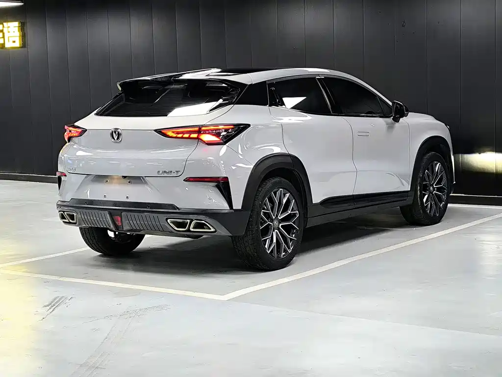 Changan UNI-T 2022 1.5T premium model купить на сайте DeffCars