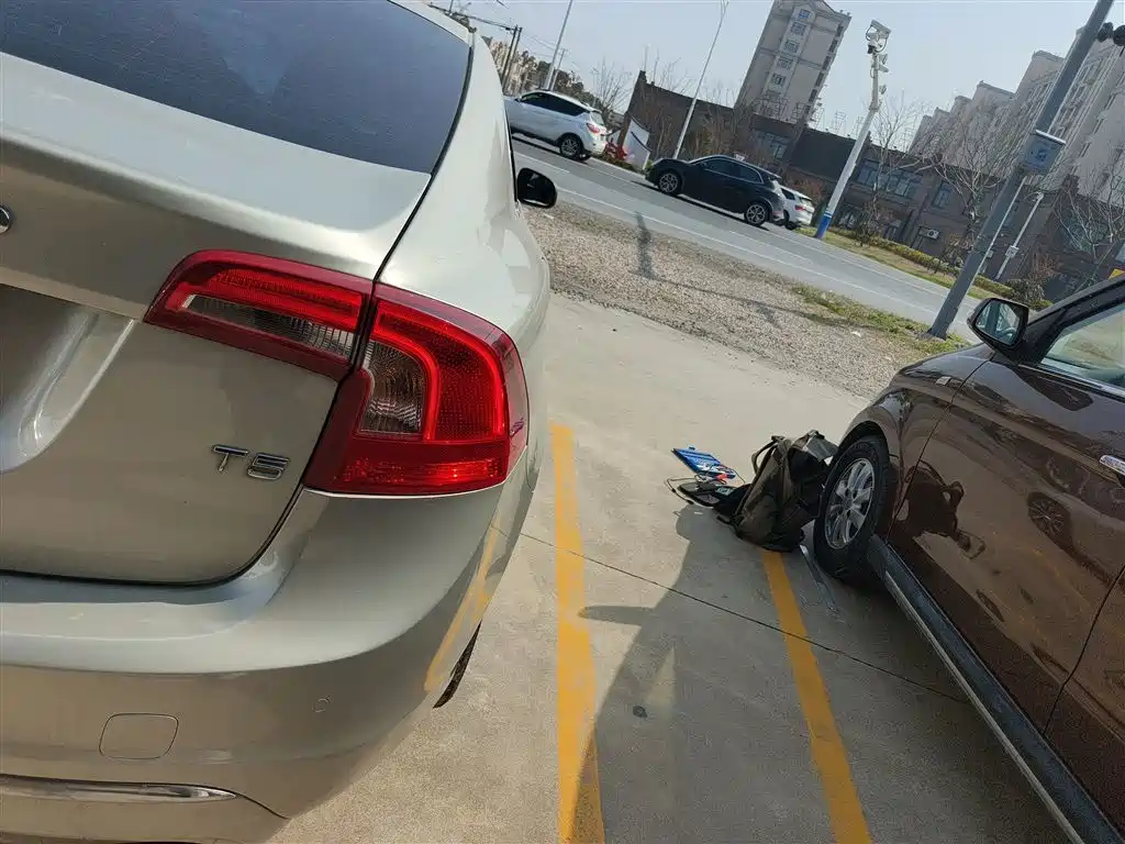 Volvo S60 2019 S60L facelift T5 Smart Advanced Edition купить на сайте DeffCars