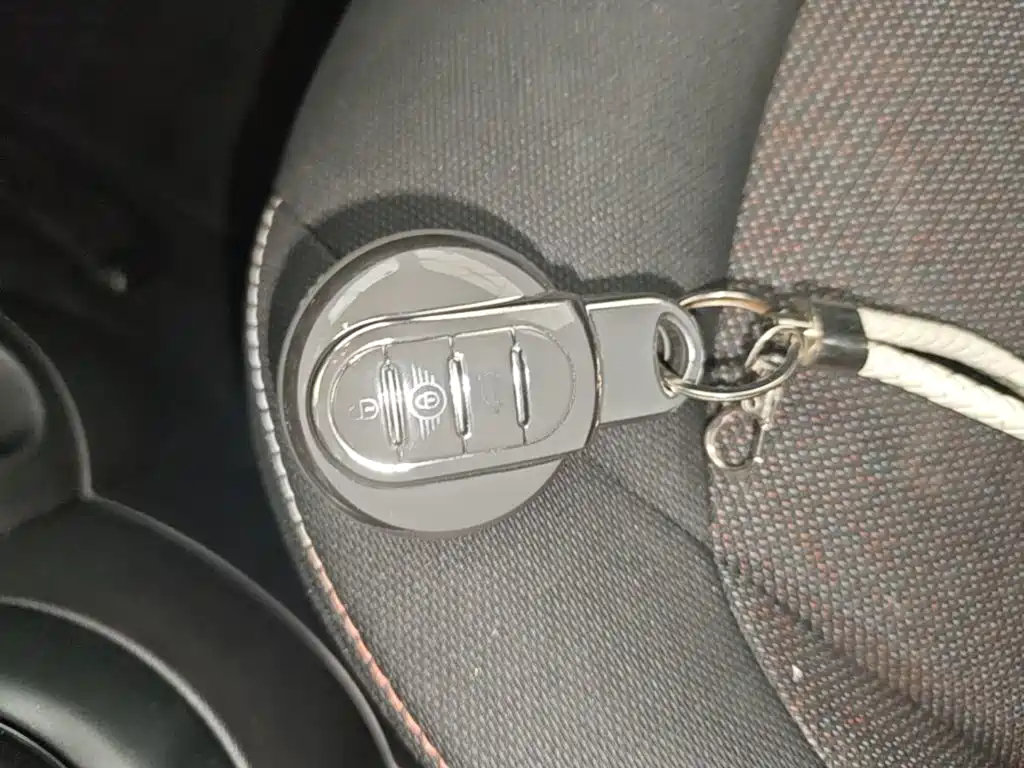 Mini 2014 model 1.2T ONE купить на сайте DeffCars