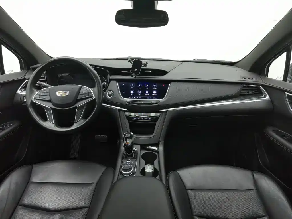 Cadillac XT5 2020 28T luxury model купить на сайте DeffCars