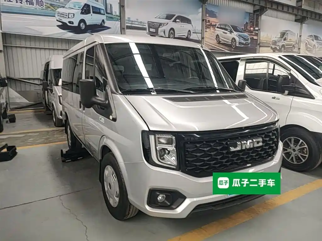 Jiangling Fushun 2022 2.0T manual multi-function passenger car short-axle low-roof 6-seater купить на сайте DeffCars