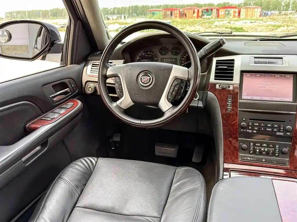 Escalade 2008 6.2 AWD купить на сайте DeffCars