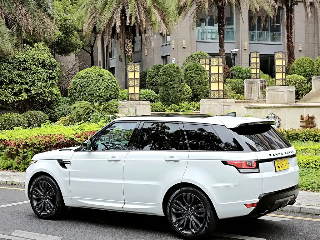 Range Rover Sport 2017 3.0 SC V6 HSE купить на сайте DeffCars
