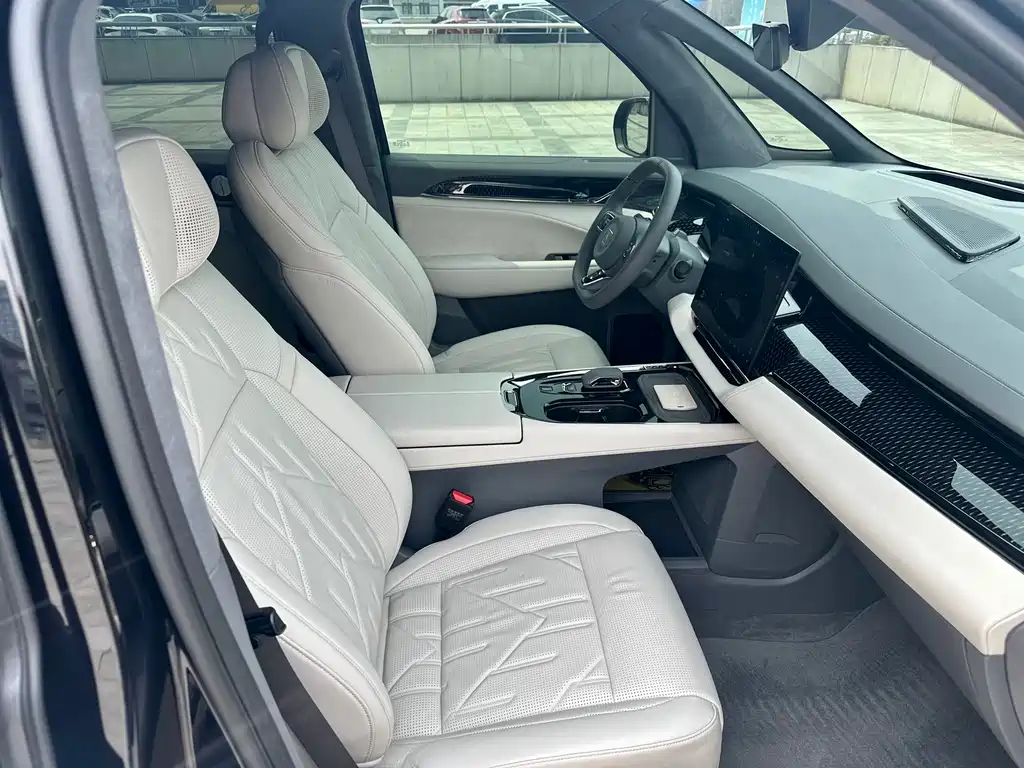 Jikrypton 009 2024 six-seater executive version four-wheel drive 108kWh купить на сайте DeffCars