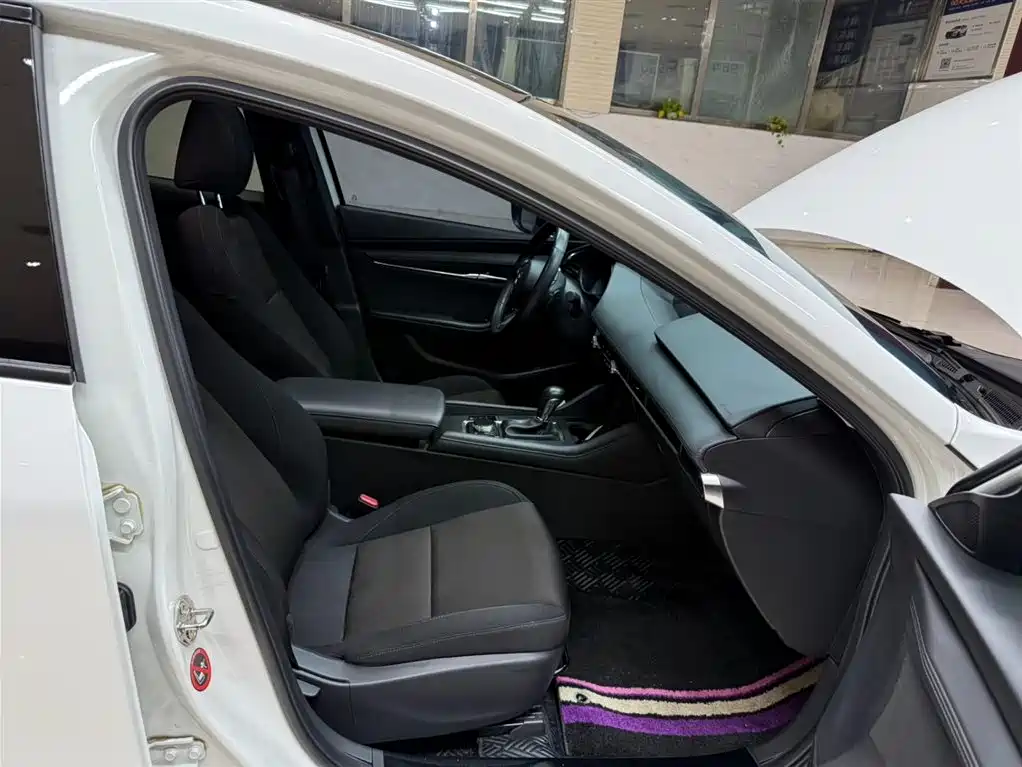 Mazda3 Angkesela 2021 2.0L automatic quality version купить на сайте DeffCars