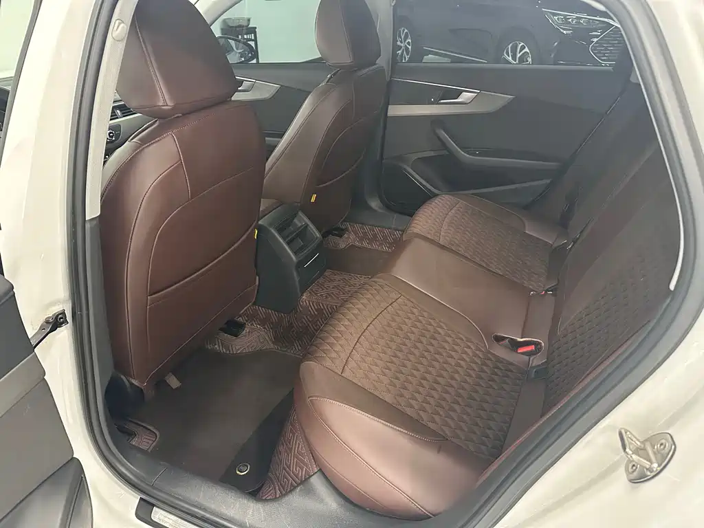 Audi A4L 2019 40 TFSI Enterprising National VI купить на сайте DeffCars