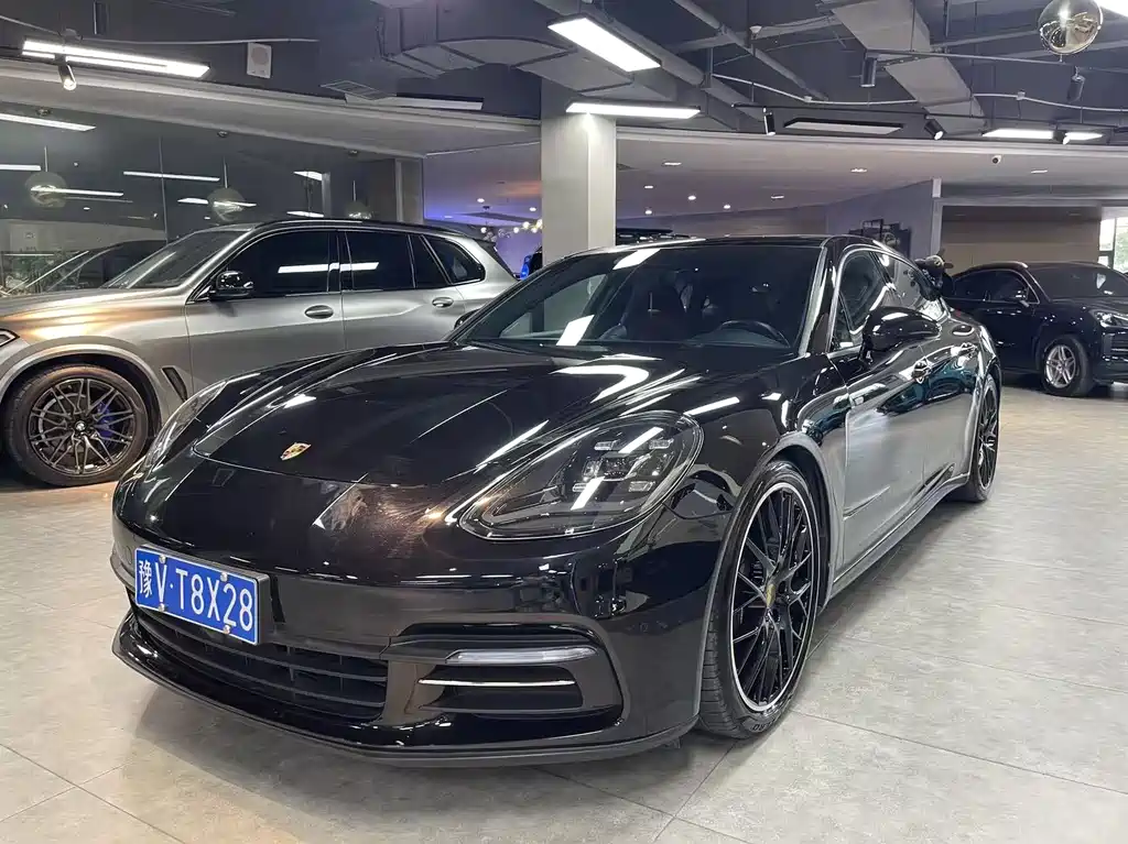 Panamera 2017 Panamera 4 Executive Extended Edition 3.0T купить на сайте DeffCars