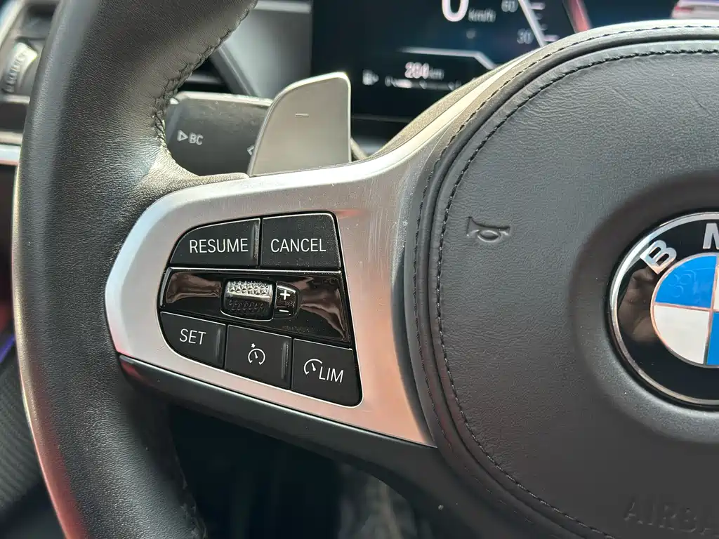 BMW 3 Series 2024 320Li M Sports Package купить на сайте DeffCars