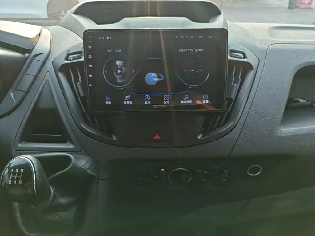 Transit 2019款 2.0T柴油多功能商用车中轴中顶6座国VI купить на сайте DeffCars