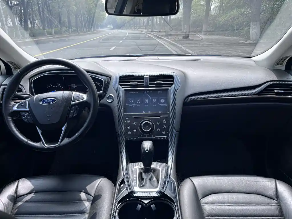 Mondeo 2013 2.0L GTDi200 Fashion Model купить на сайте DeffCars