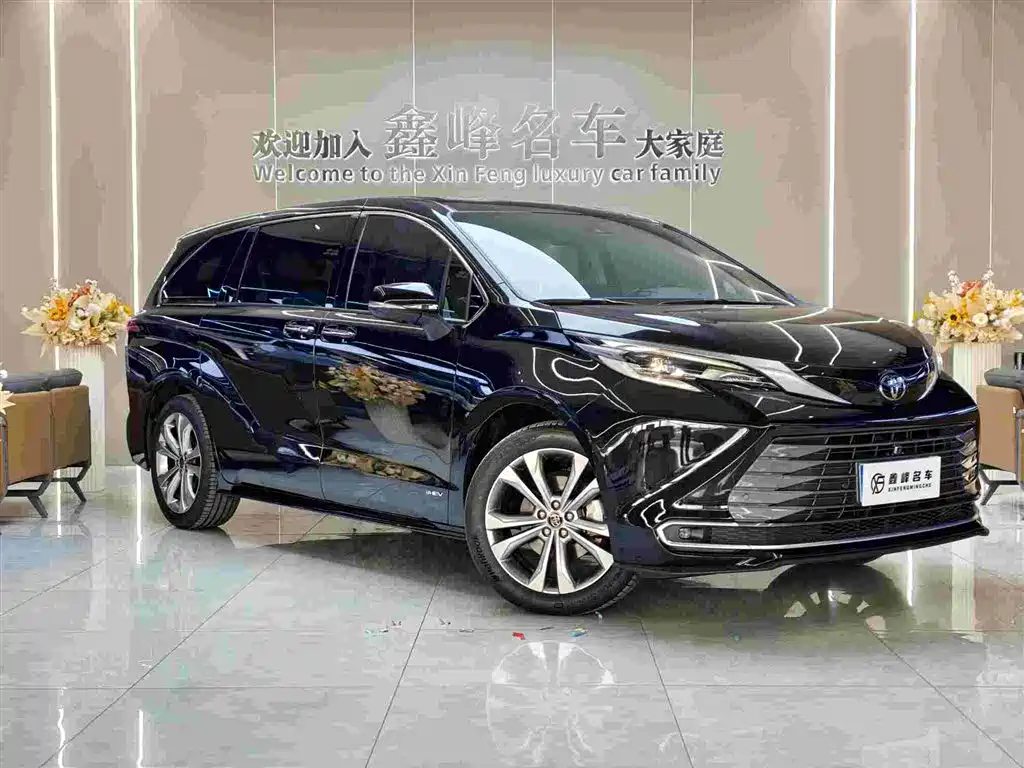 SIENNA 2024 2.5L Hybrid Premium Edition купить на сайте DeffCars