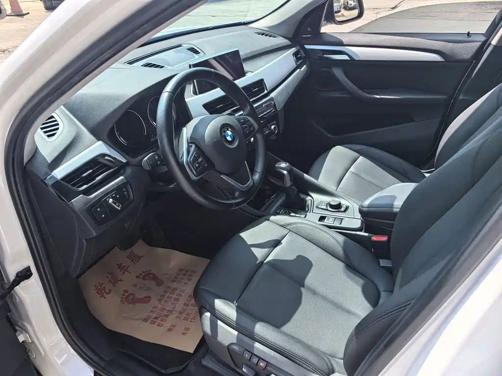 BMW X1 2019 sDrive20Li leading model купить на сайте DeffCars
