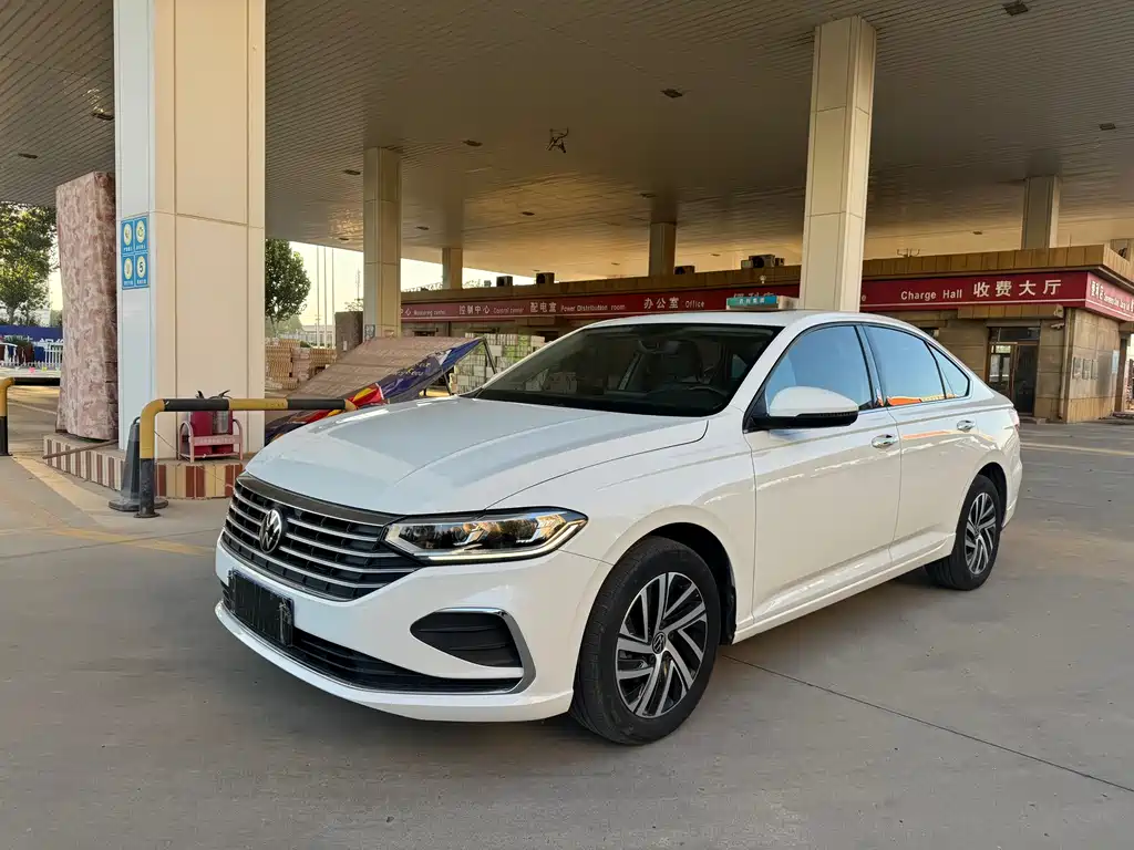 Lavida 2023 1.5L automatic 5 million version купить на сайте DeffCars