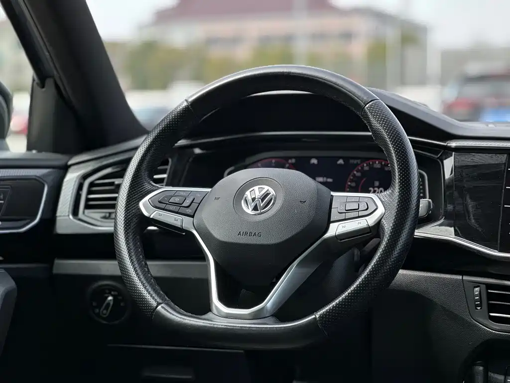 Tanyue X 2020 380TSI four-wheel drive respected intelligent version купить на сайте DeffCars