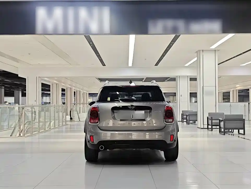 MINI COUNTRYMAN 2018 1.5T COOPER ALL4 Classic купить на сайте DeffCars
