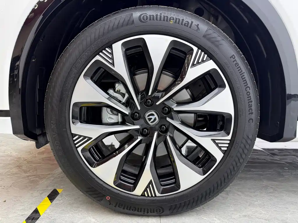 Changan CS75PLUS 2025 fourth generation UItra 2.0T New Blue Whale Qingfeng type купить на сайте DeffCars