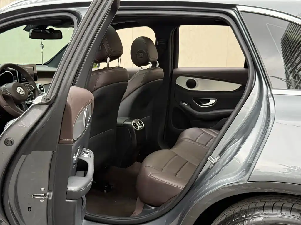 Mercedes-Benz GLC 2018 facelift GLC 200 4MATIC купить на сайте DeffCars